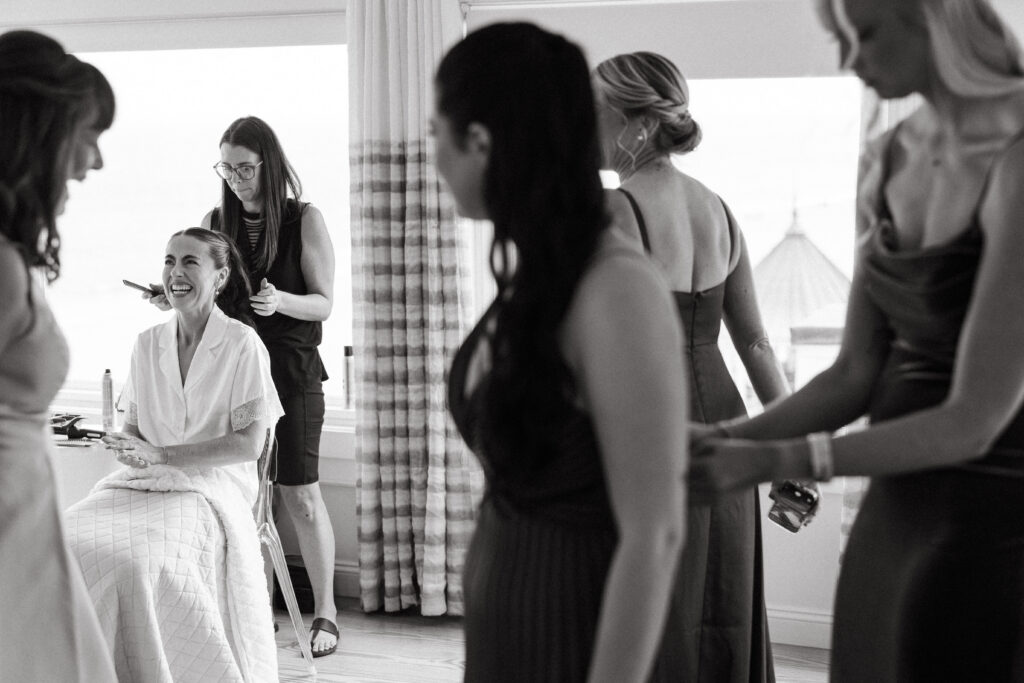 bridal party getting ready in Newburyport, MA at Blue Inn on the Beach